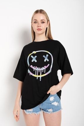 Kadın Siyah Oversize Renkli Emoji Baskılı T-shirt Tişört TS-RENKLİEMOJİ