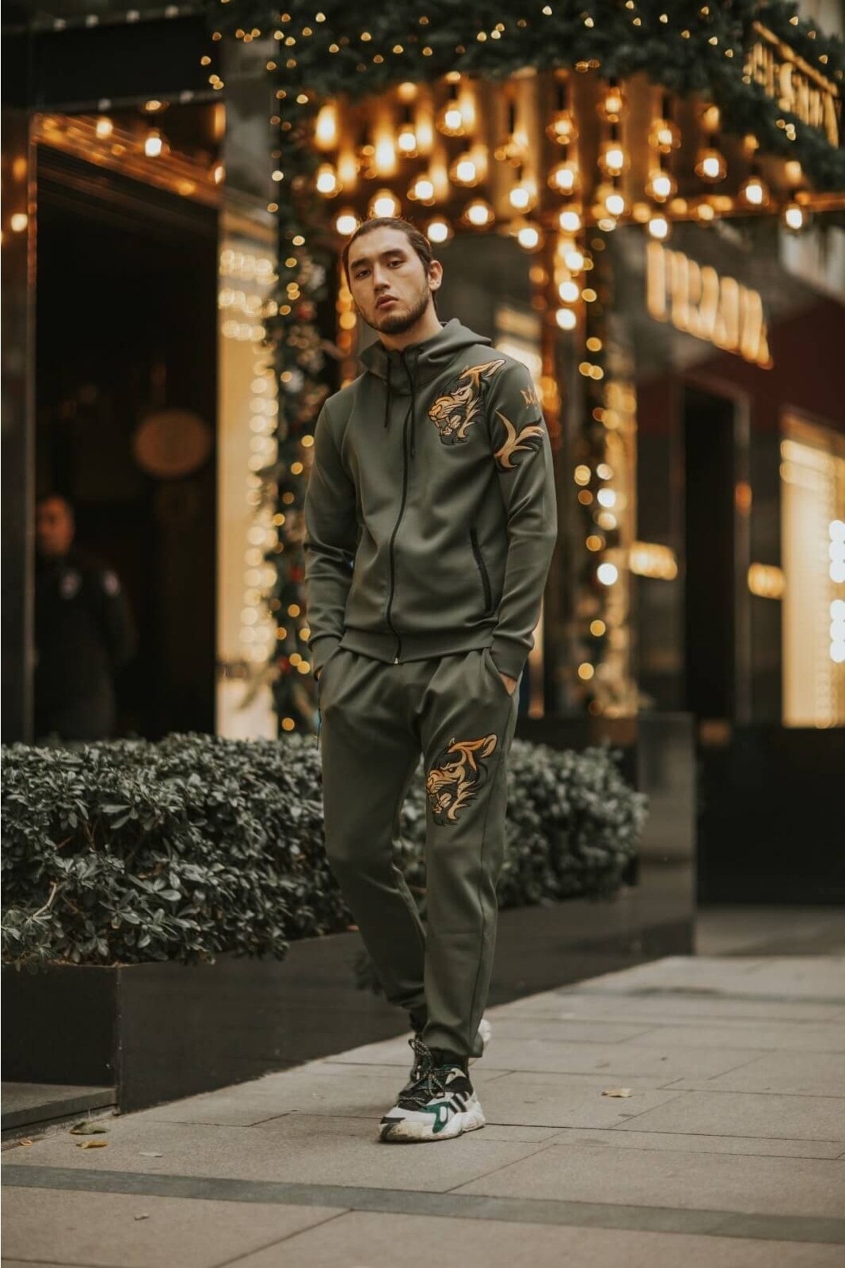 Black and gold sonneti tracksuit top