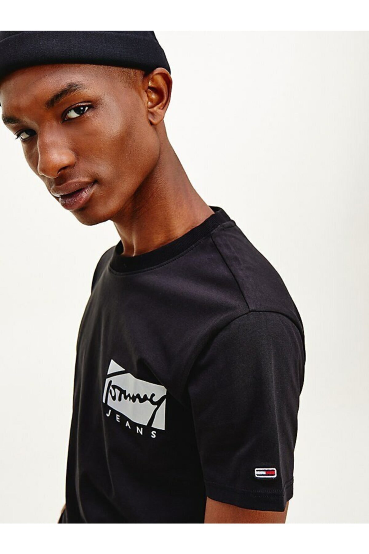 Tommy Hilfiger Tjm Scrıpt Box Logo Baskılı T-shırt Fiyatı, Yorumları -  TRENDYOL