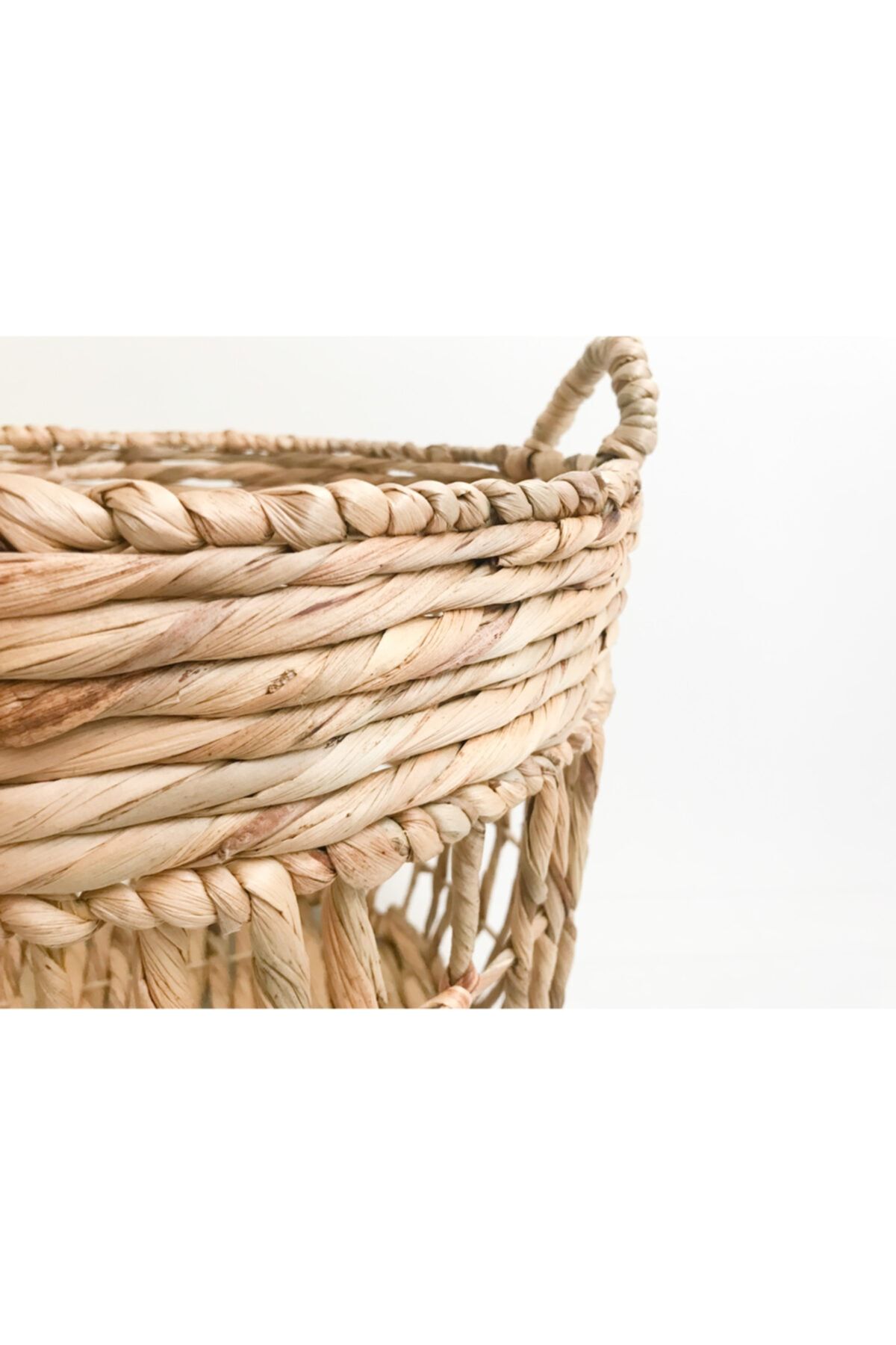 DECOPELA Allegria Hasır Örgü Detaylı , Inox Iskeletli Yuvarlak Kulplu Sepet, Çap: 46 Cm Y: 37 Cm