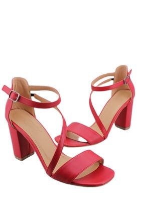 Kadın Kırmızı Kalın Topuklu Tek Bant Klasik Ayakkabı 9 cm FL01-2004