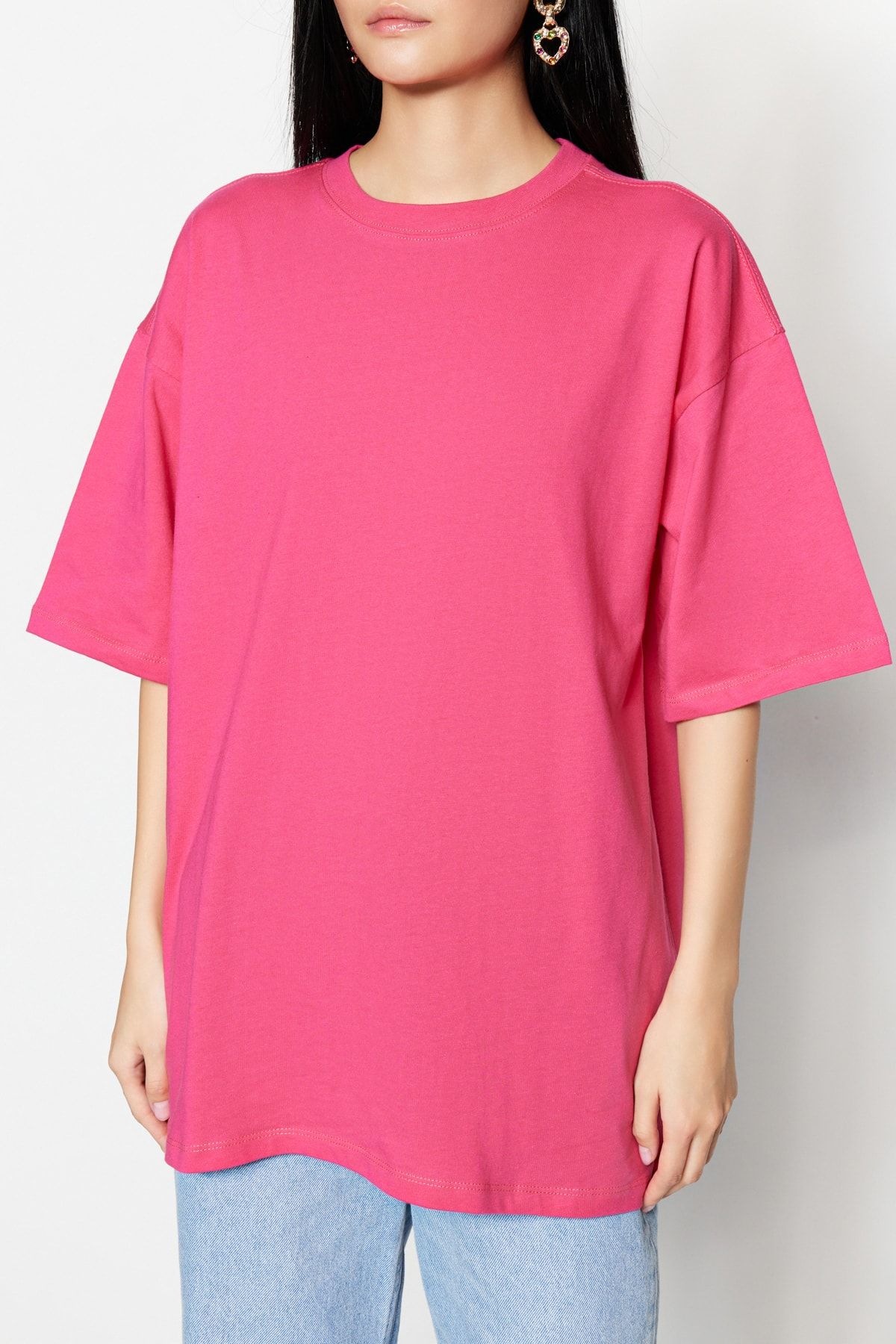 Trendyol Collection-Fukszia 100% pamut prémium nagyméretű/széles szabású, nyakú, kötött póló TWOSS23TS00040 9