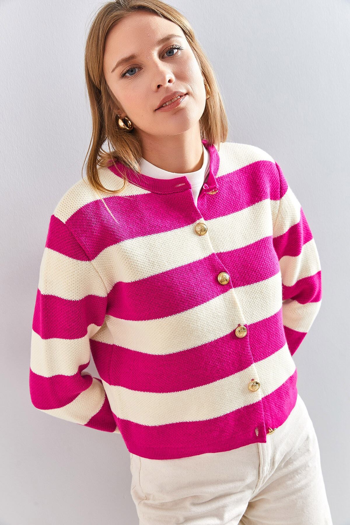 Bianco Lucci-Women's Metal Buttoned Thick Striped Knitwear Cardigan 4
