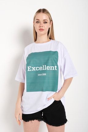 Kadın Beyaz Oversize Excellent Baskılı T-shirt TS-EXALENT