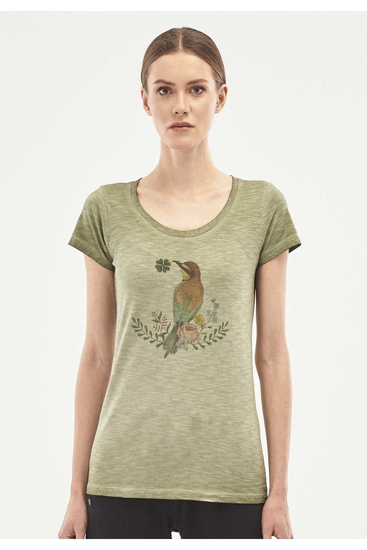 ORGANICATION T-Shirt Grün Slim Fit