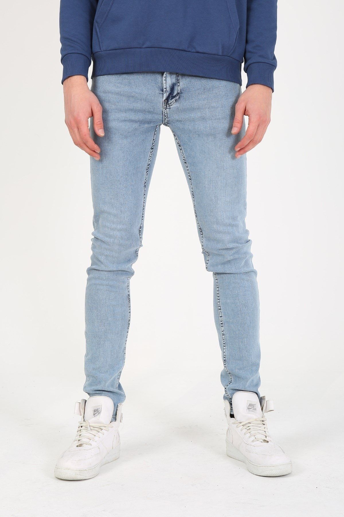 complete the look image