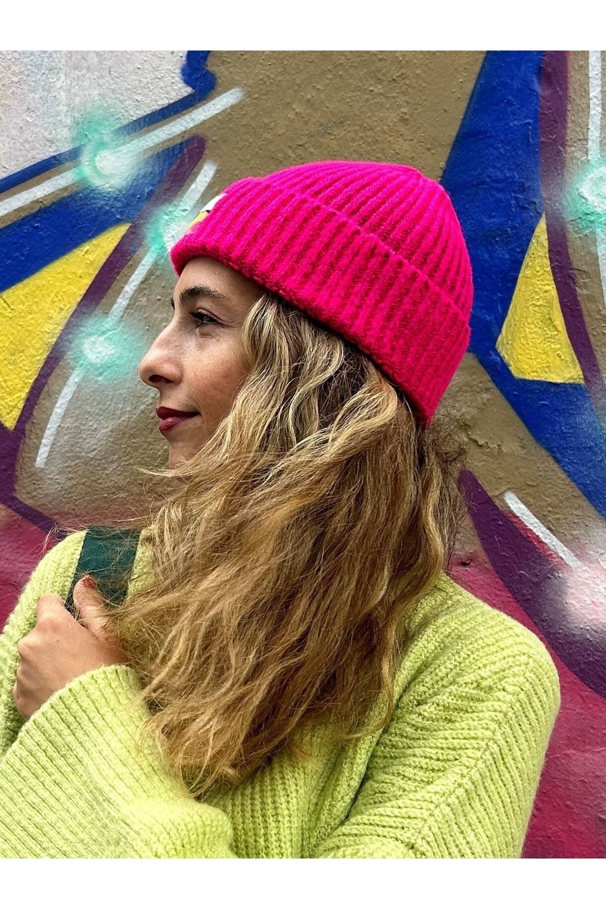 Sofist İstanbul-Fuchsia Unisex Beanie Fuchsia Color Woven Label Soft Washed Wool And Fold Knitted Beret 4