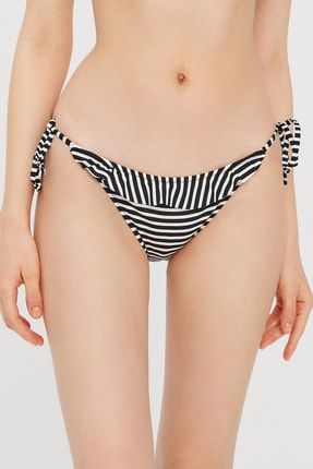 Siyah Beyaz Çizgili Lora Frill Bikini Altı PLUKLNIP20IY-SBC