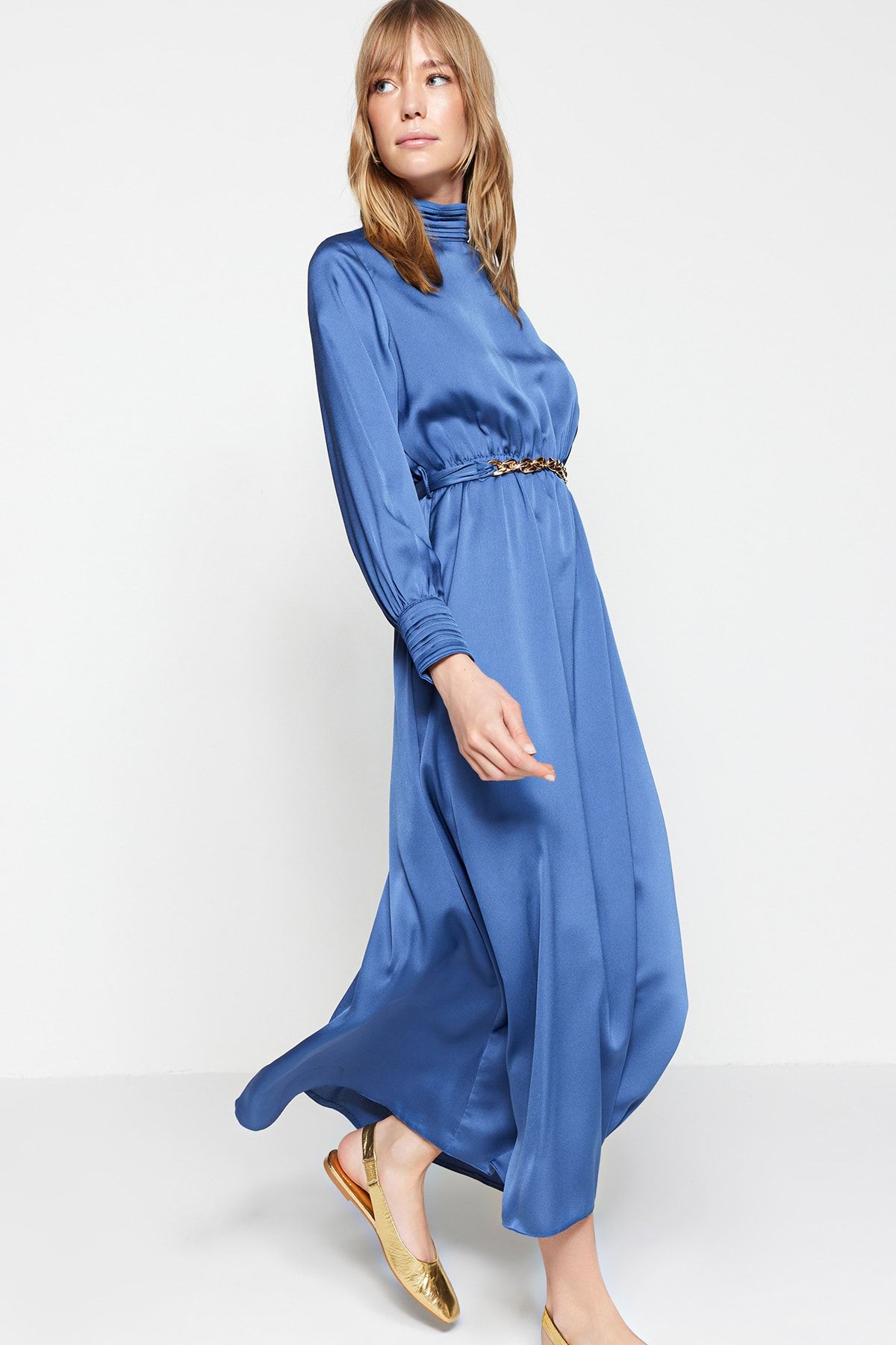 Trendyol Modest-Rochie de seară cu guler și manșete, detaliată, țesută cu curea, albastru închis TCTSS22EB0142 2