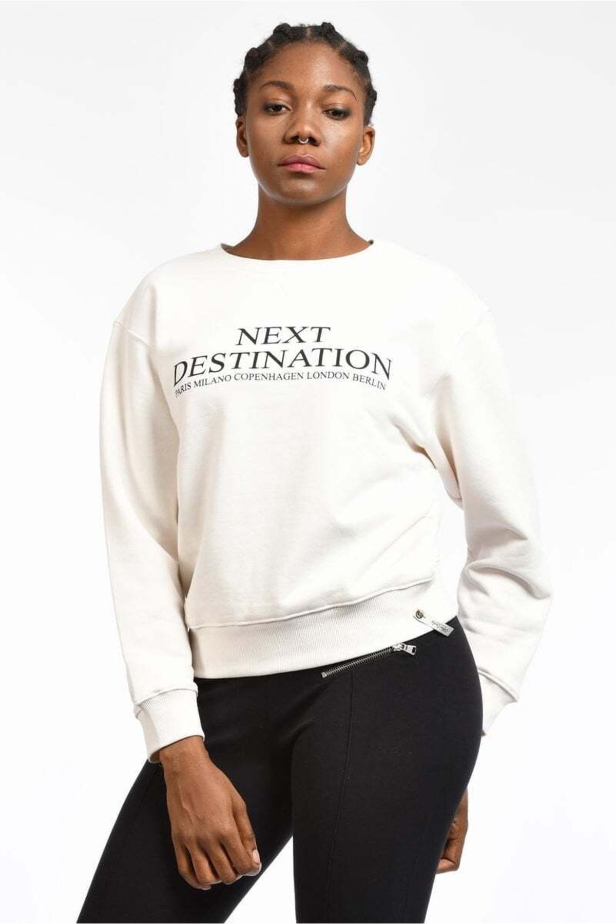 Cotton Candy-Women's Sweatshirt with Writing on the Front - White 5