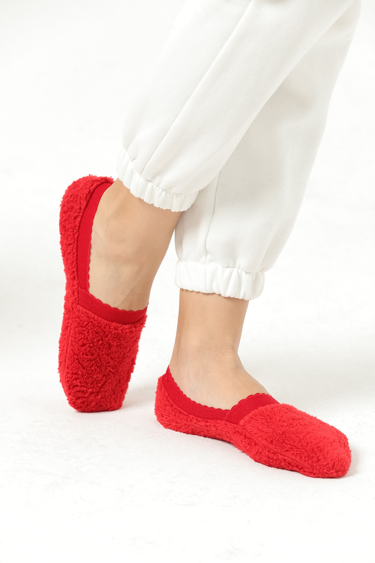 Women's Standard Red Plush Home Shoes 36/40