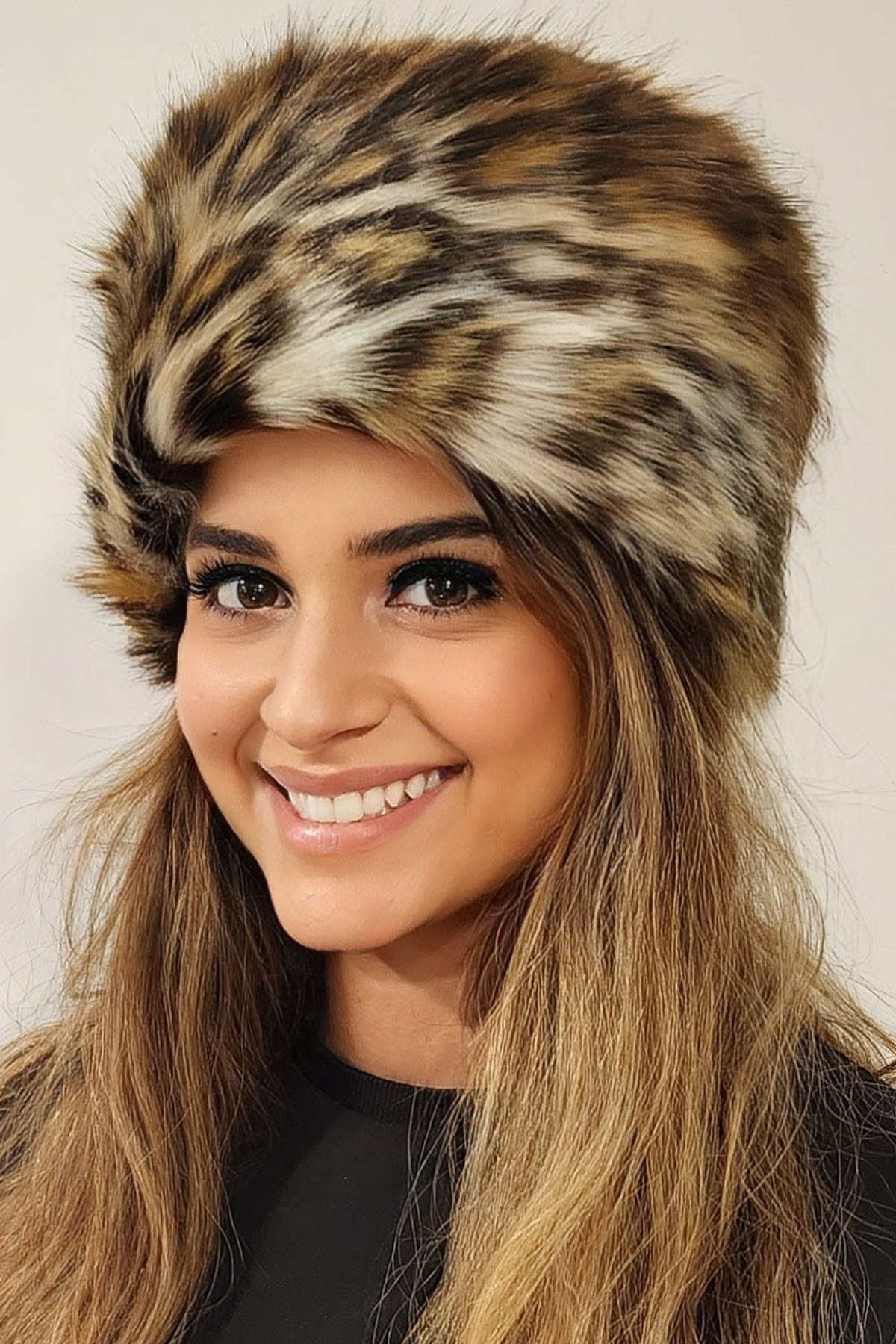 Mağazam Online Suni Kürk Kadın Kalpak Tüylü Peluş Kar Şapka Bere
