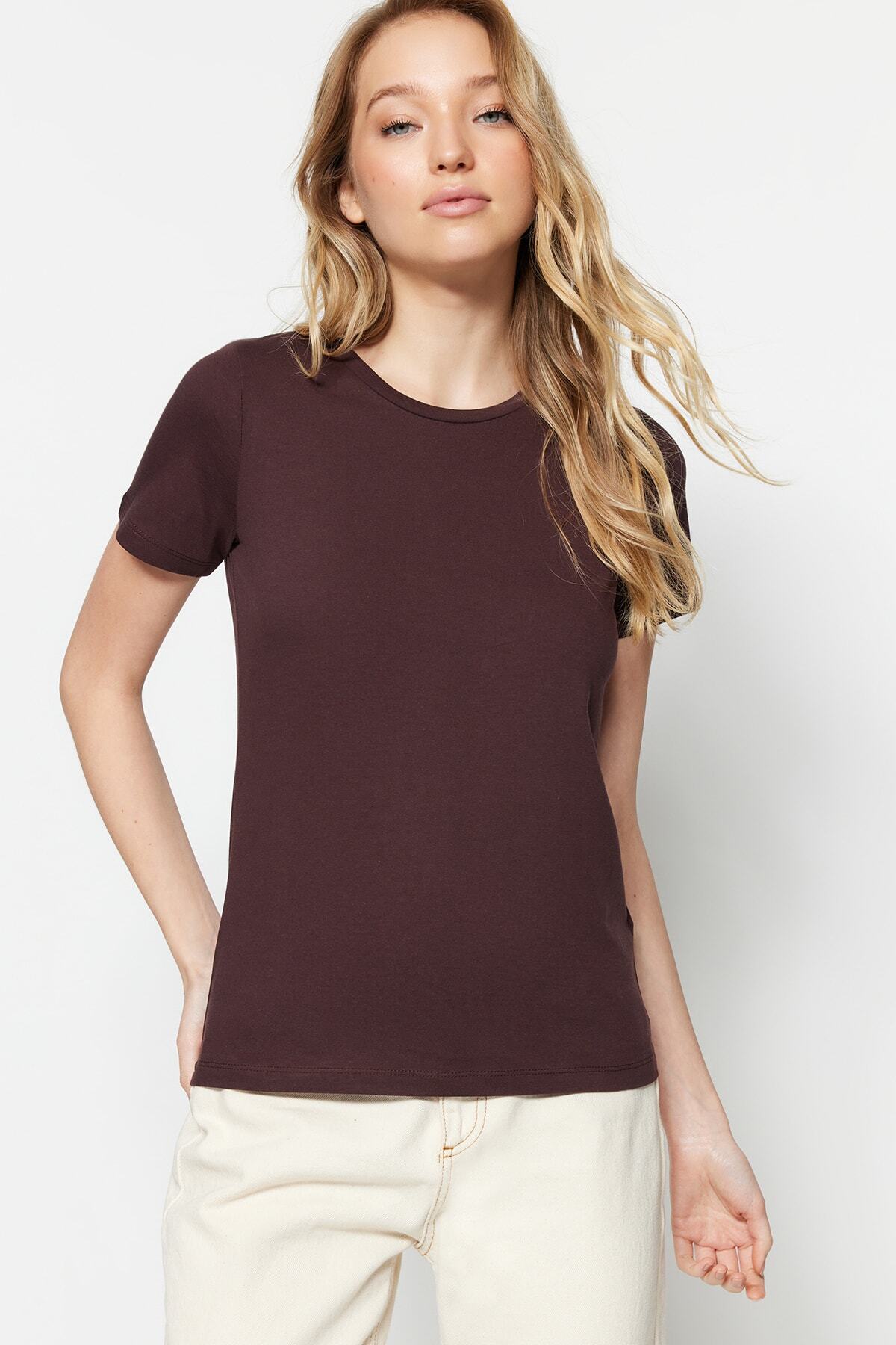 Trendyol Collection-Кафяво-бежова 100% памучна трикотажна тениска с кръгло деколте TWOSS20TS0141 11
