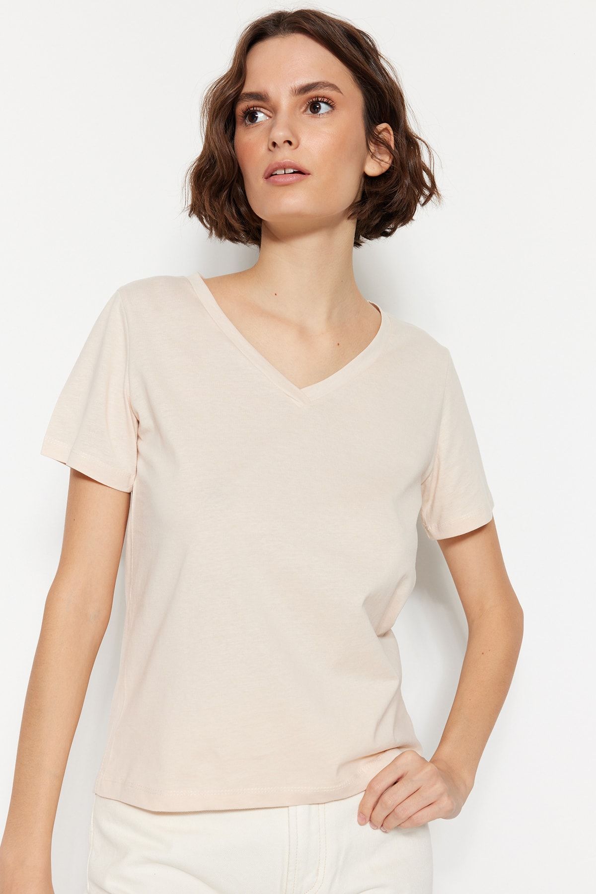 Trendyol Collection-Khaki-Beige, 100 % Baumwolle, 2er-Pack Basic-Strick-T-Shirts mit V-Ausschnitt TWOSS23TS00002 4