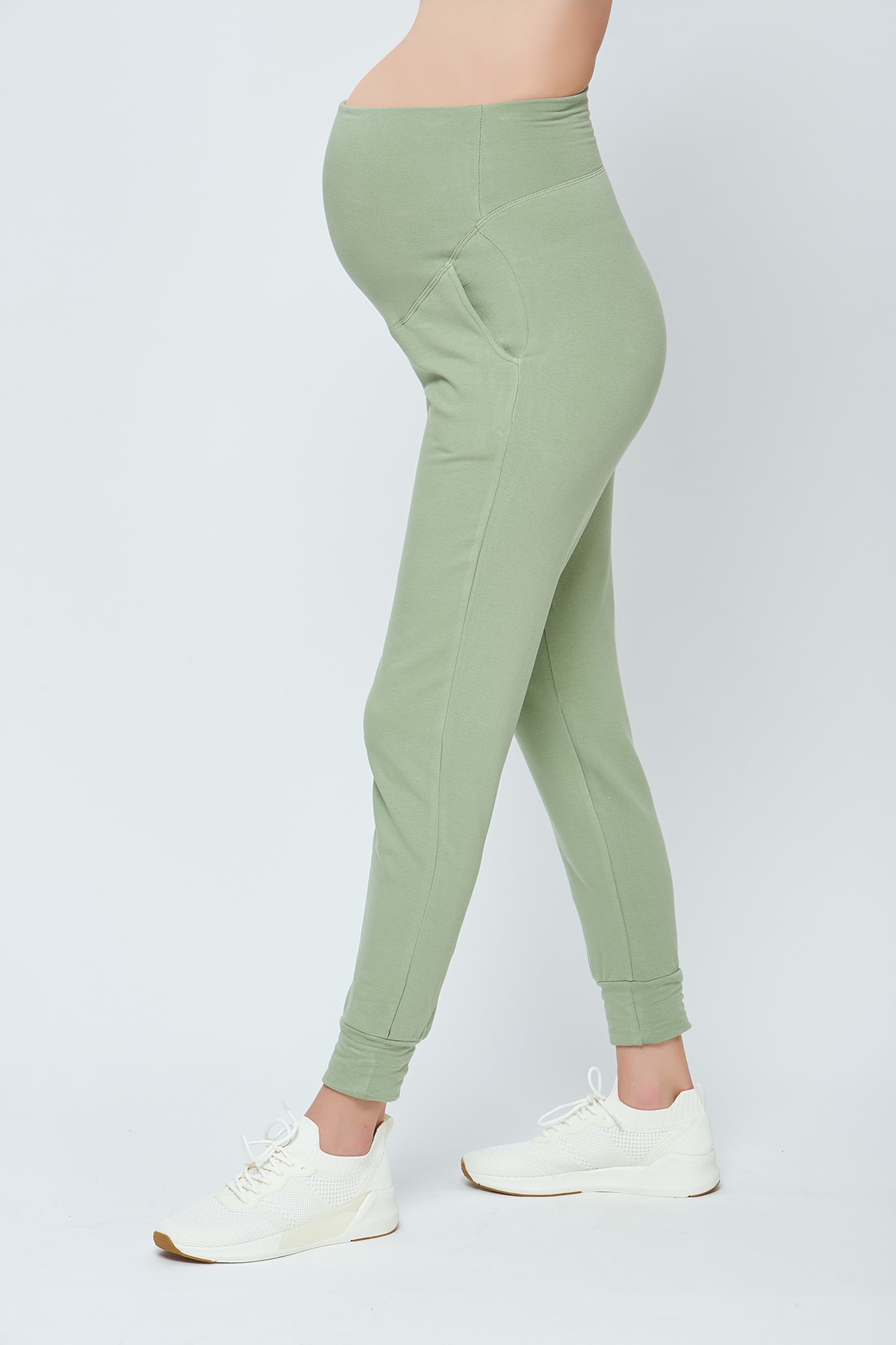 Motherway-Women's Green Cotton Maternity Tracksuit Set 4