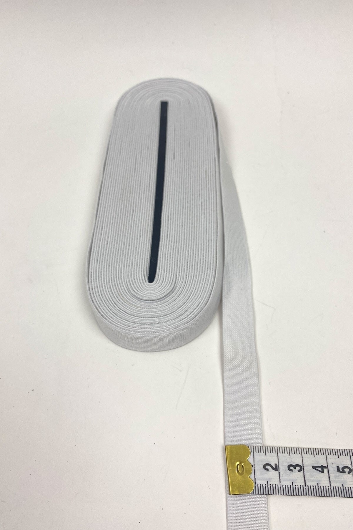 Hobigram Beyaz Yassı Lastik En 2 Cm 1 Top 10 Metre – Diğer Parti Malzemeleri, Şık Tasarım, Kadın Aksesuarı