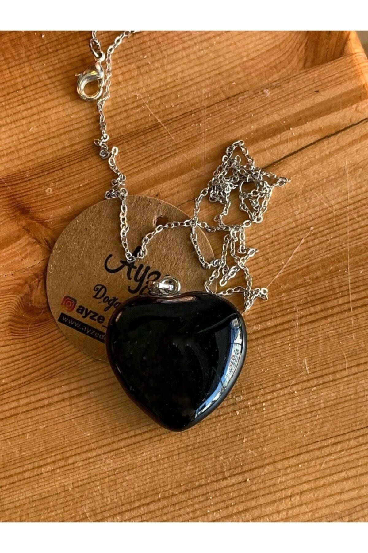 Black shop heart locket