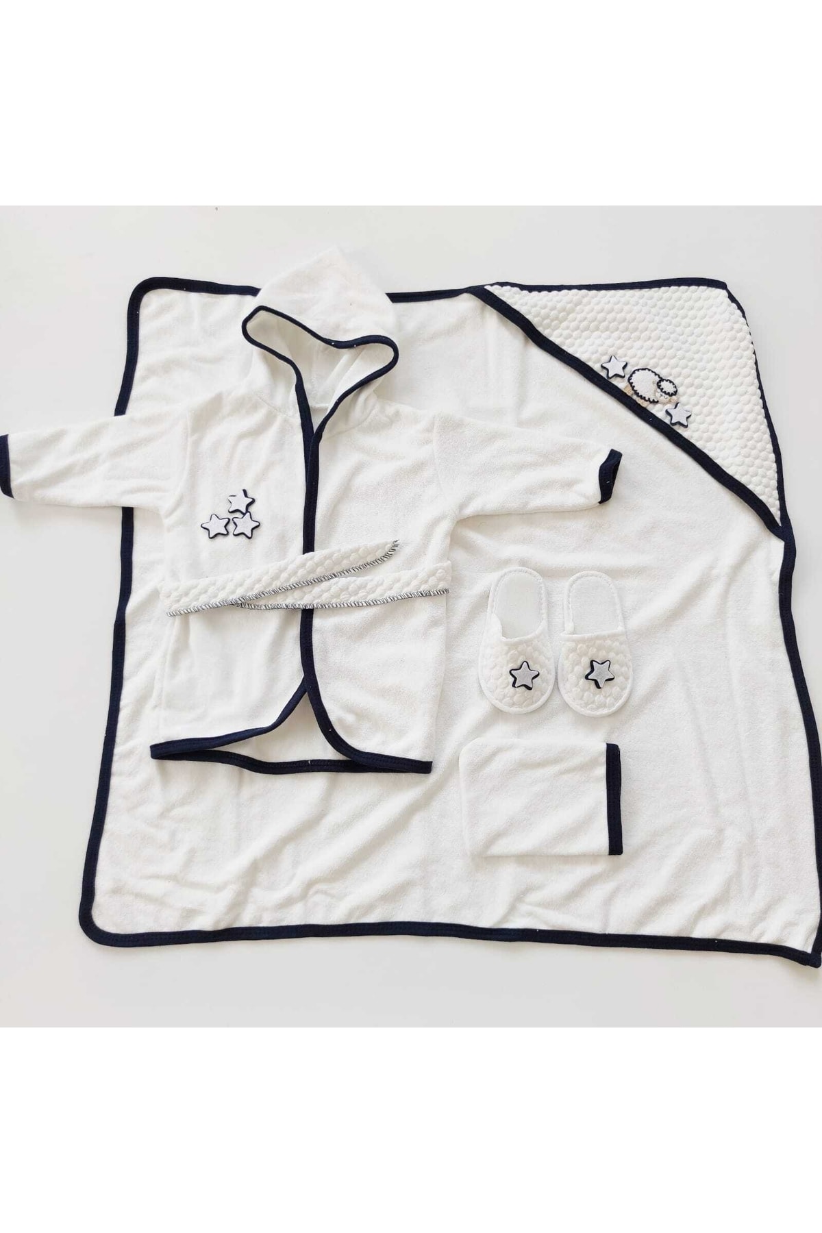 Bebekmağazam Bebek Bornoz Takımı fotoğrafı 2 (önizleme)