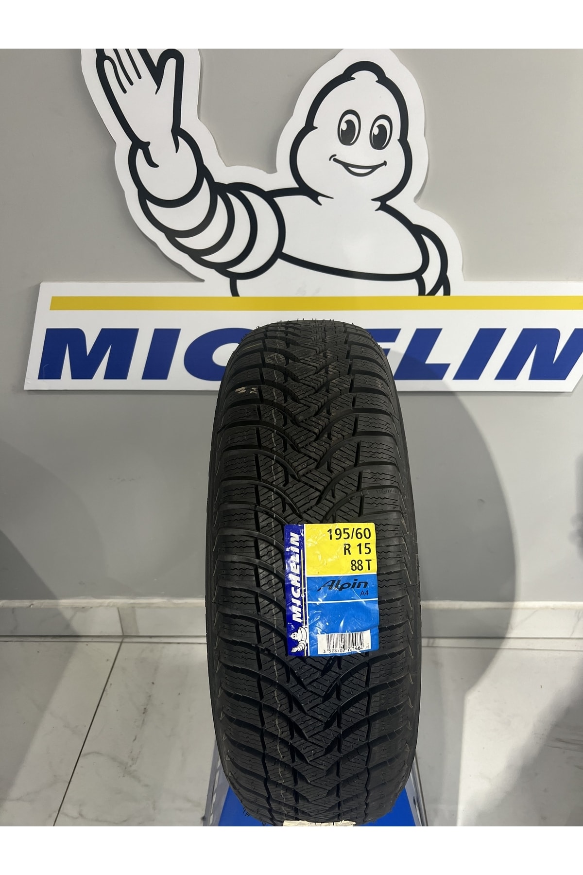 Michelin 195/60 R15 88t Alpin A4