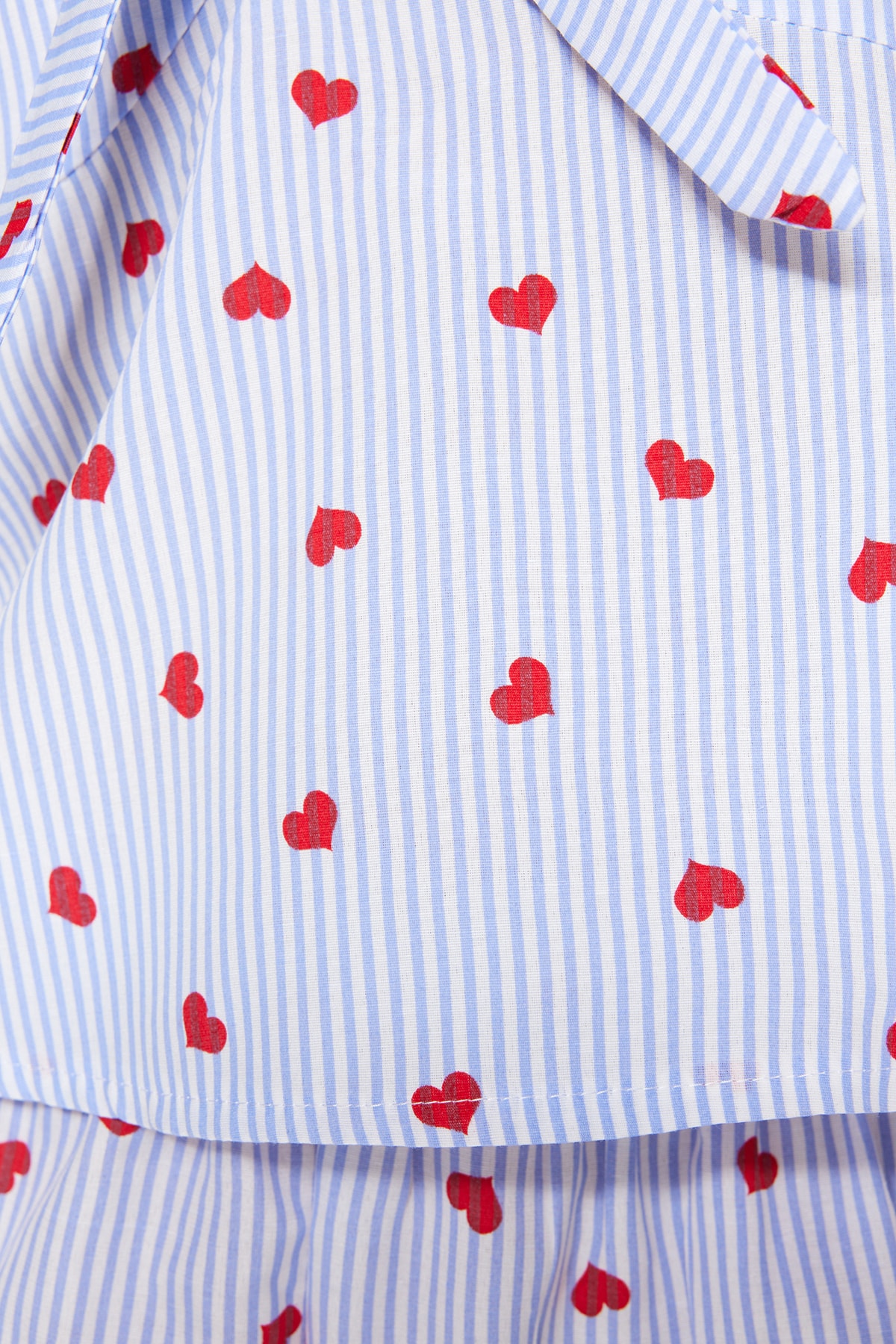 Trendyolmilla  Mavi Çizgili Kalpli İp Askılı Viskon Şortlu Dokuma Pijama Takımı THMSS23PT00133 - Görsel 5