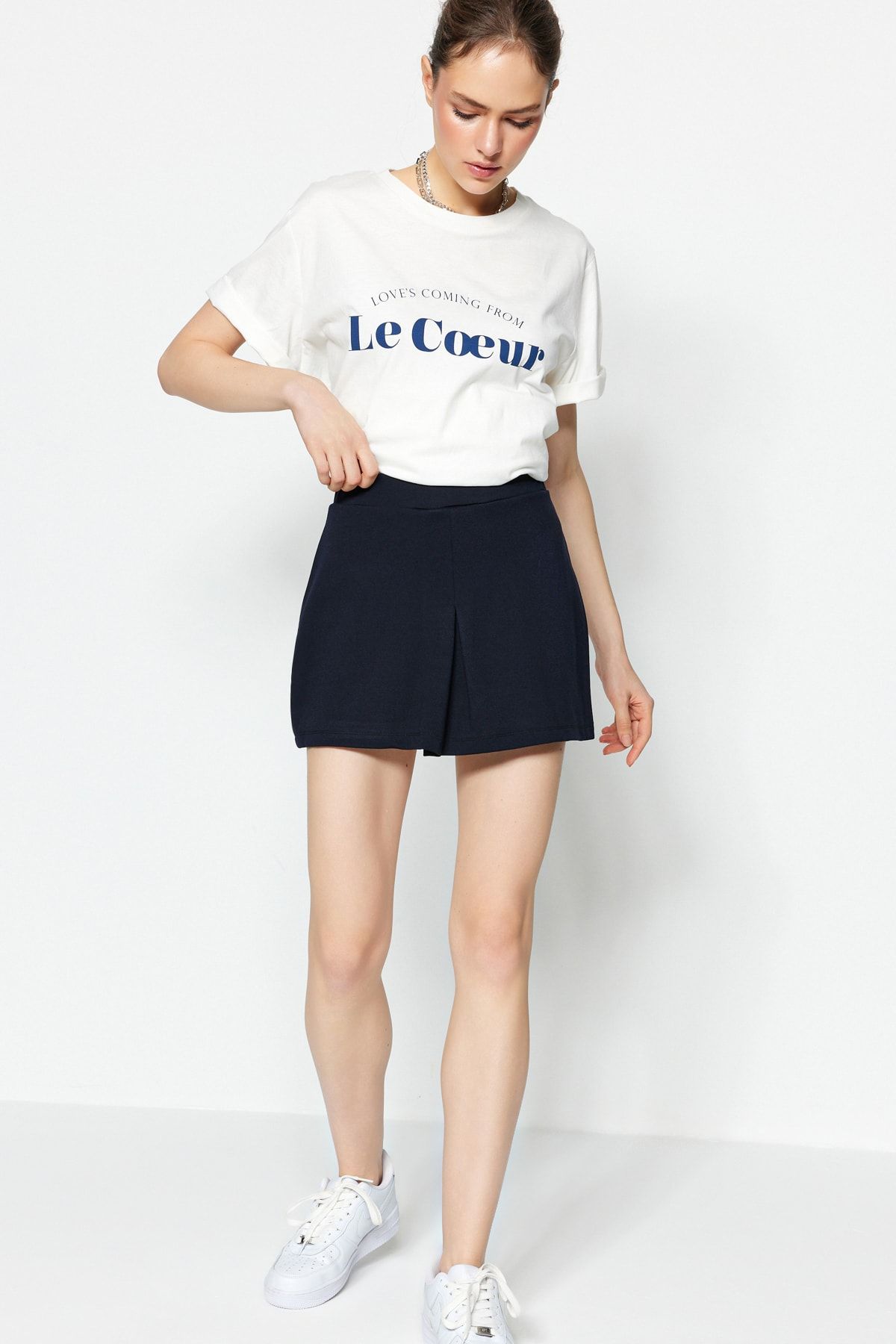 Trendyol Collection Shorts Dunkelblau Mittlerer Bund