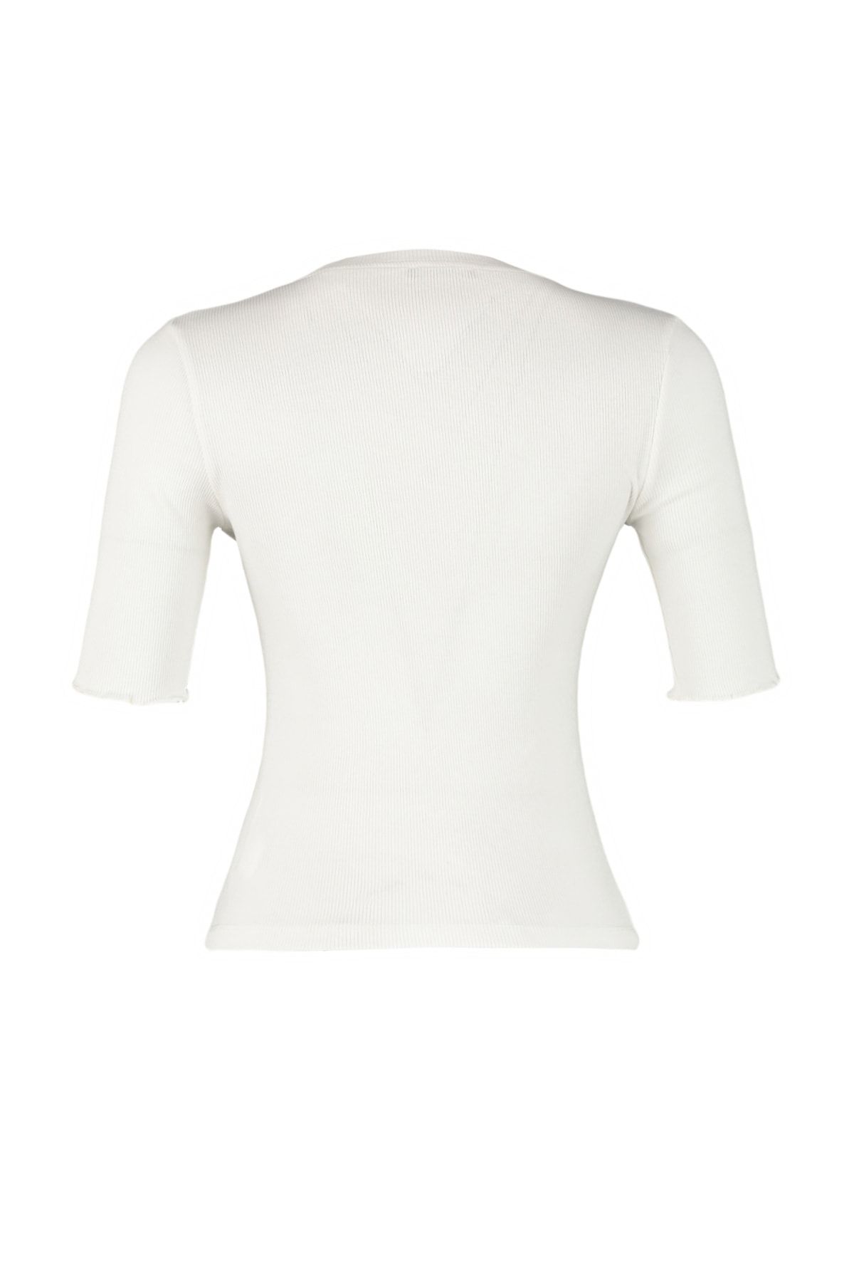 Trendyol Collection-Ecrufarbene, taillierte/taillierte Rundhals-Bluse aus flexiblem Strick mit Kordelzug TWOSS23BZ00025 8