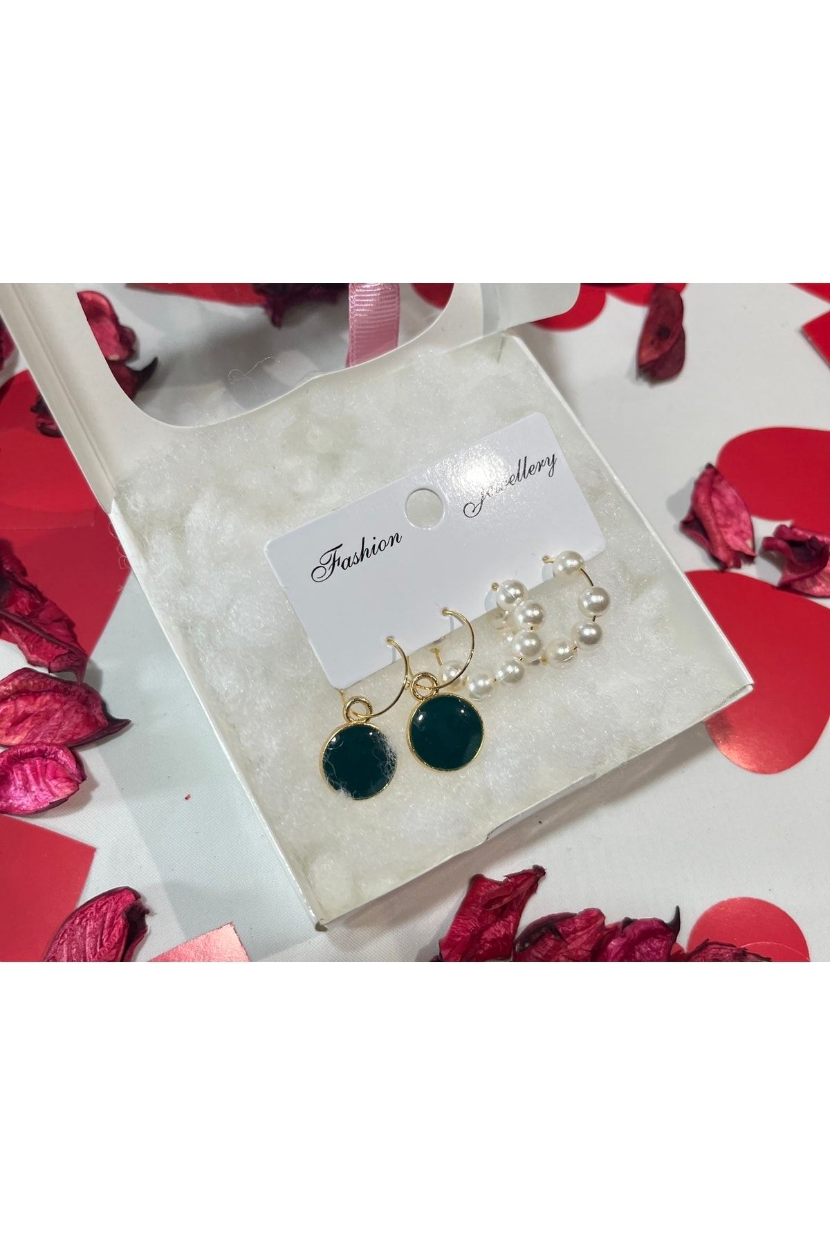 MELPOME Emerald Green Pearl Earrings Trendyol