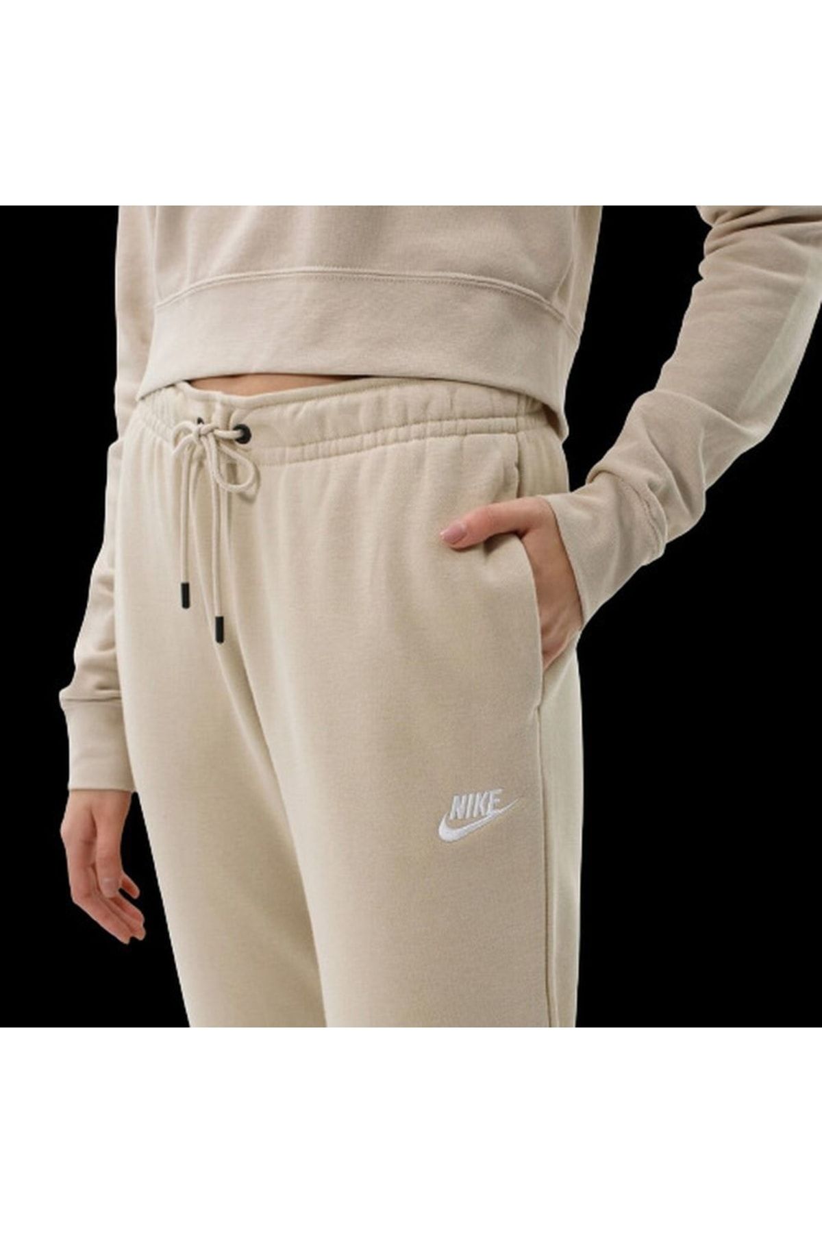 Nike Sportswear Essential oversized Women s Sweatpants Dr6161