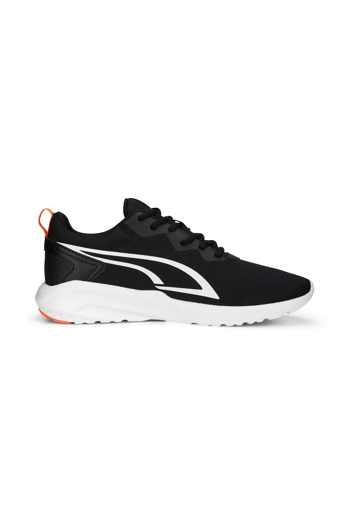 Puma black deals sports shoes