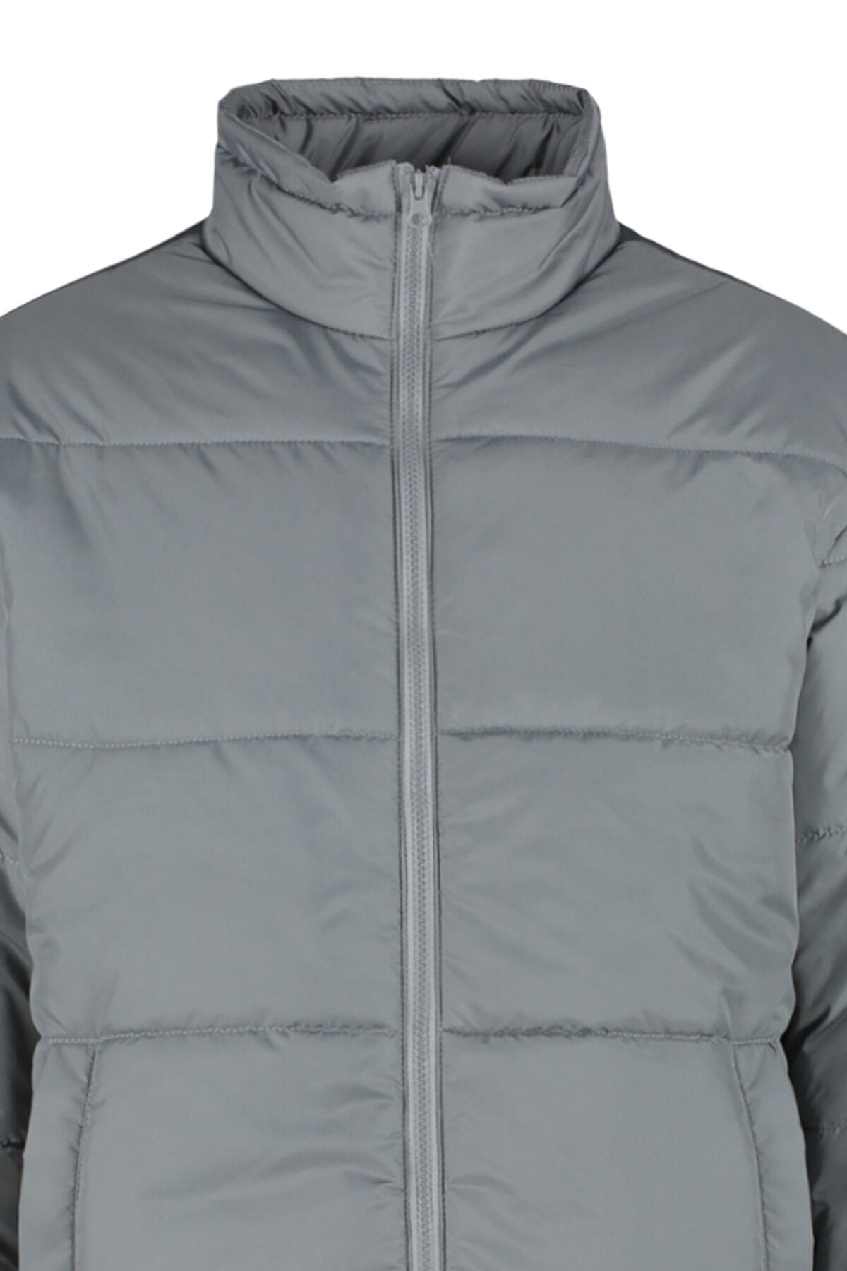 Trendyol Collection-Ανθεκτικό στο νερό και τον άνεμο Γκρι Puffer Χειμερινό μπουφάν - κανονική εφαρμογή TMNAW23MO00097 7