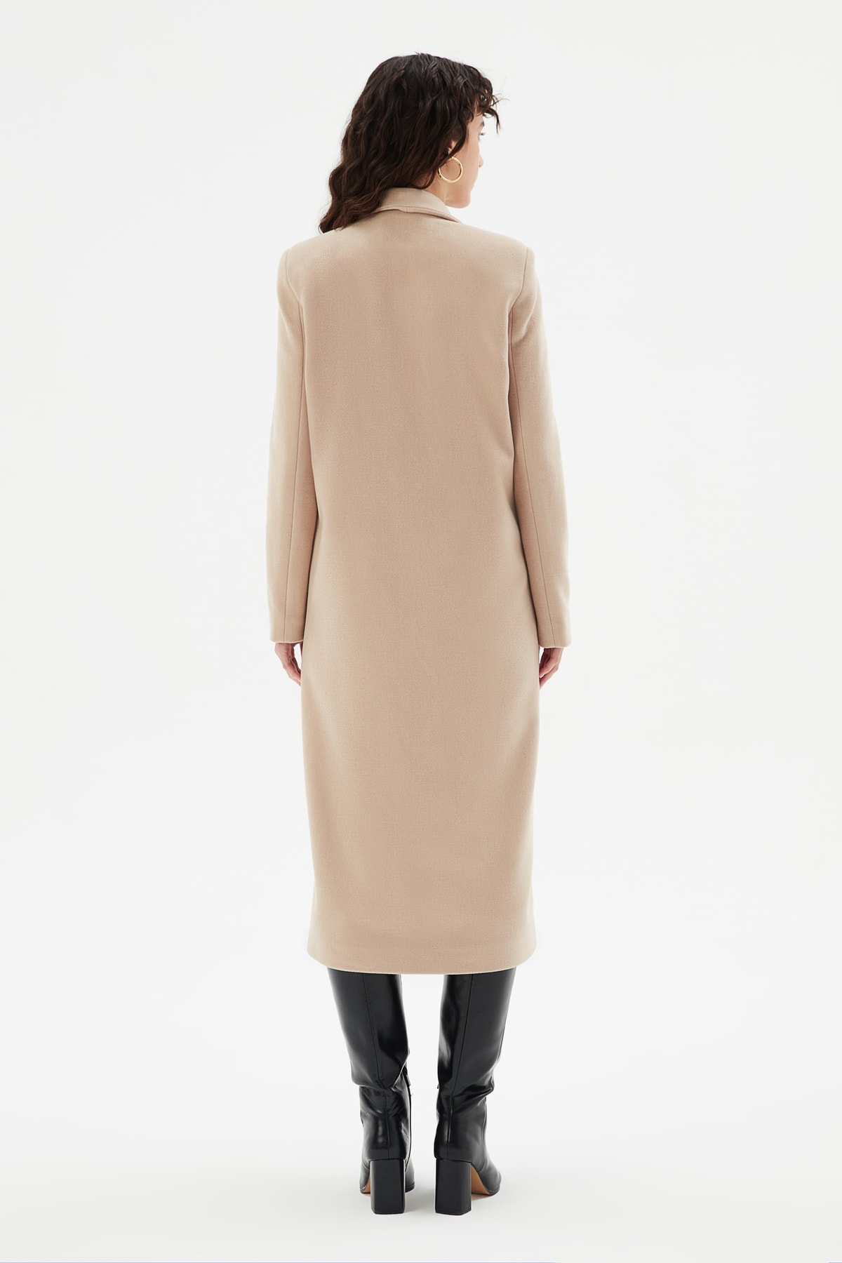 Love My Body  Önü Aplike Nakışlı Uzun Kaşe Kaban - Görsel 5