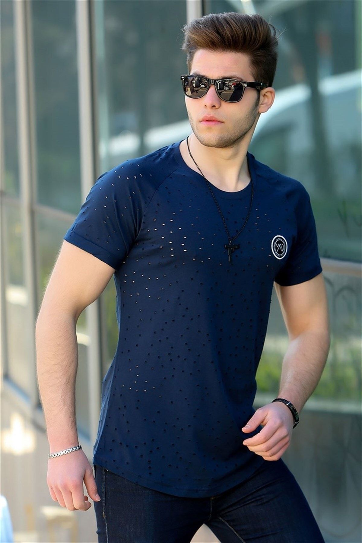 Madmext T-Shirt Dunkelblau Regular Fit Fast ausverkauft