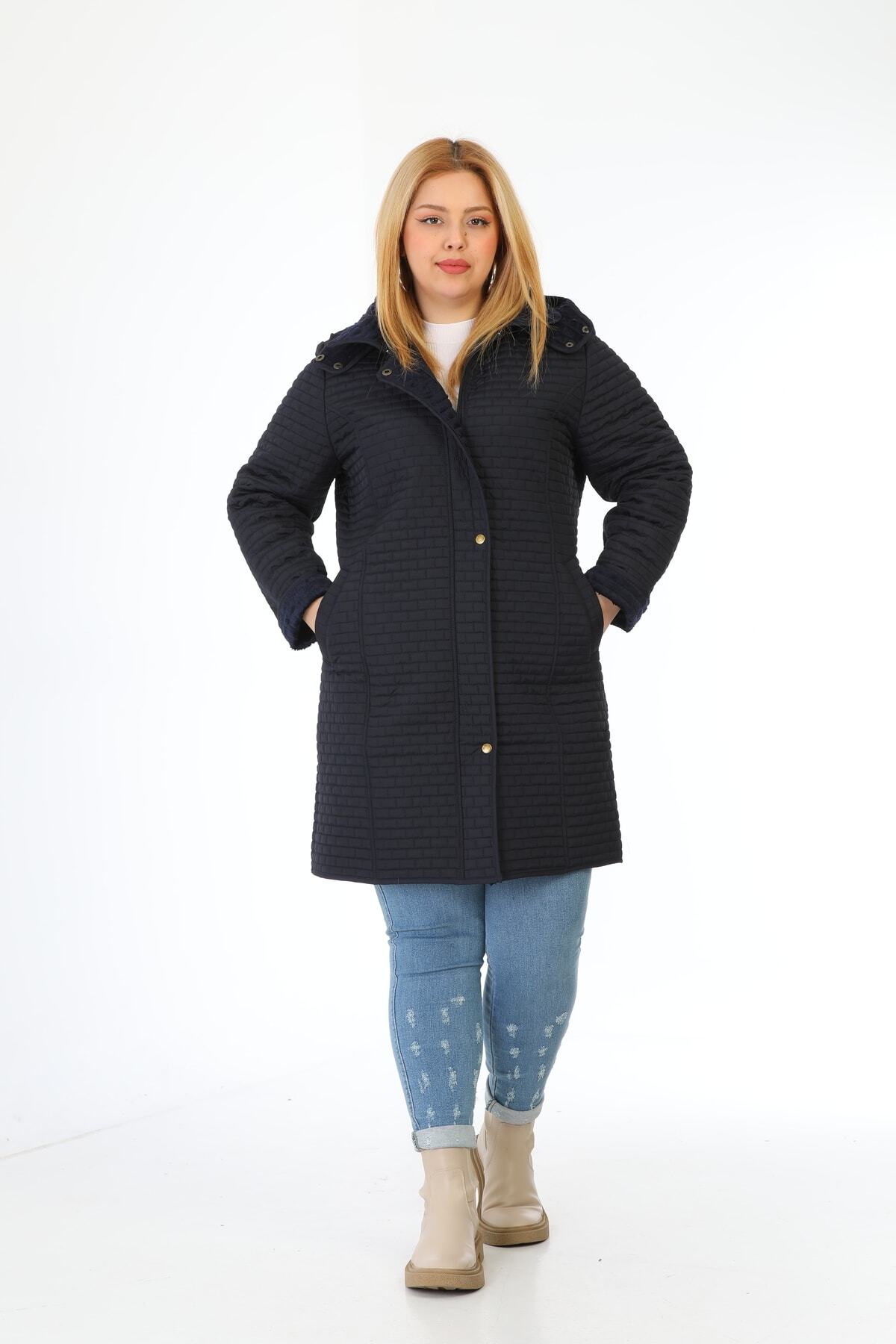 TUTveAL Collection Kapitone Mont, Kaban, Içi Kürklü Kapitone Mont ,büyük Beden Mont, Su Itici Mont, Lacivert