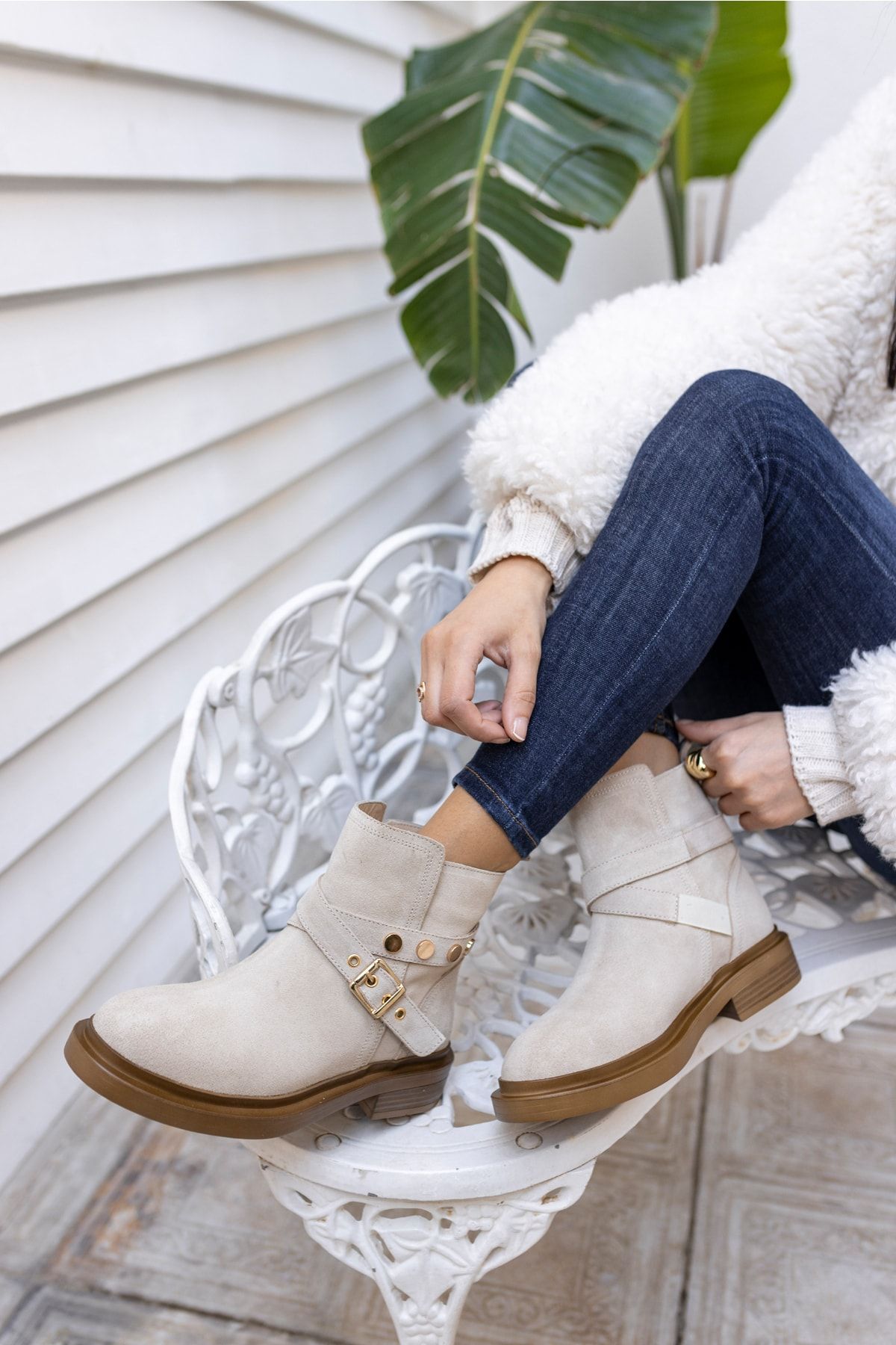 Jones online ankle boots