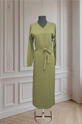 Kadın Haki Piliseli Kemerli Kruvaze Yaka Triko Elbise (standart Beden) DLKGYM14350