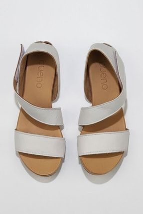 Beyaz Deri Kadın Sandalet 01WS3804