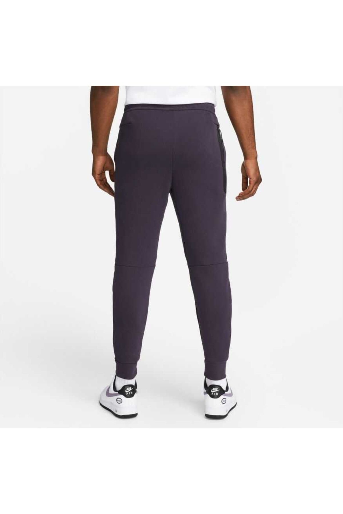 Nike fleece tech joggers top