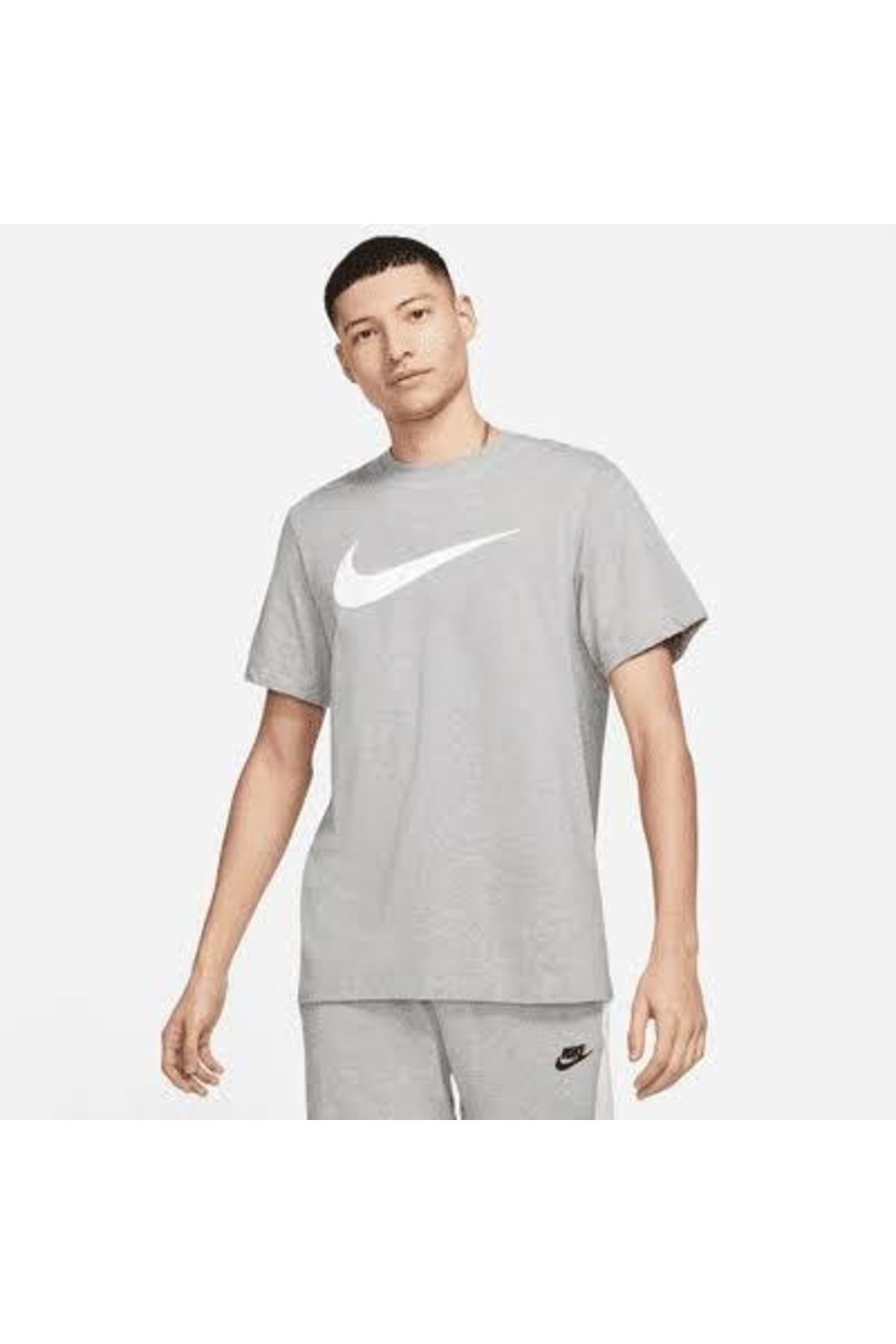 Nike Swoosh Men s T shirt Dx1983 063 Sportswear