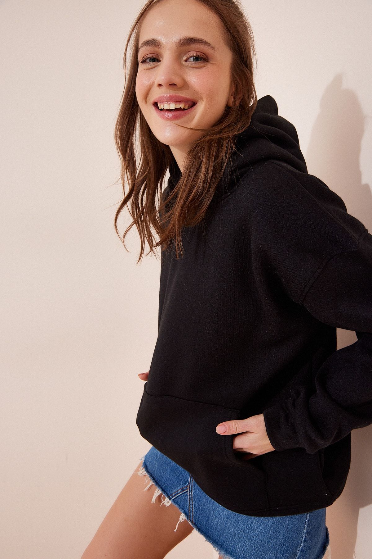 Happiness İstanbul Sweatshirt Schwarz Oversized Fast ausverkauft