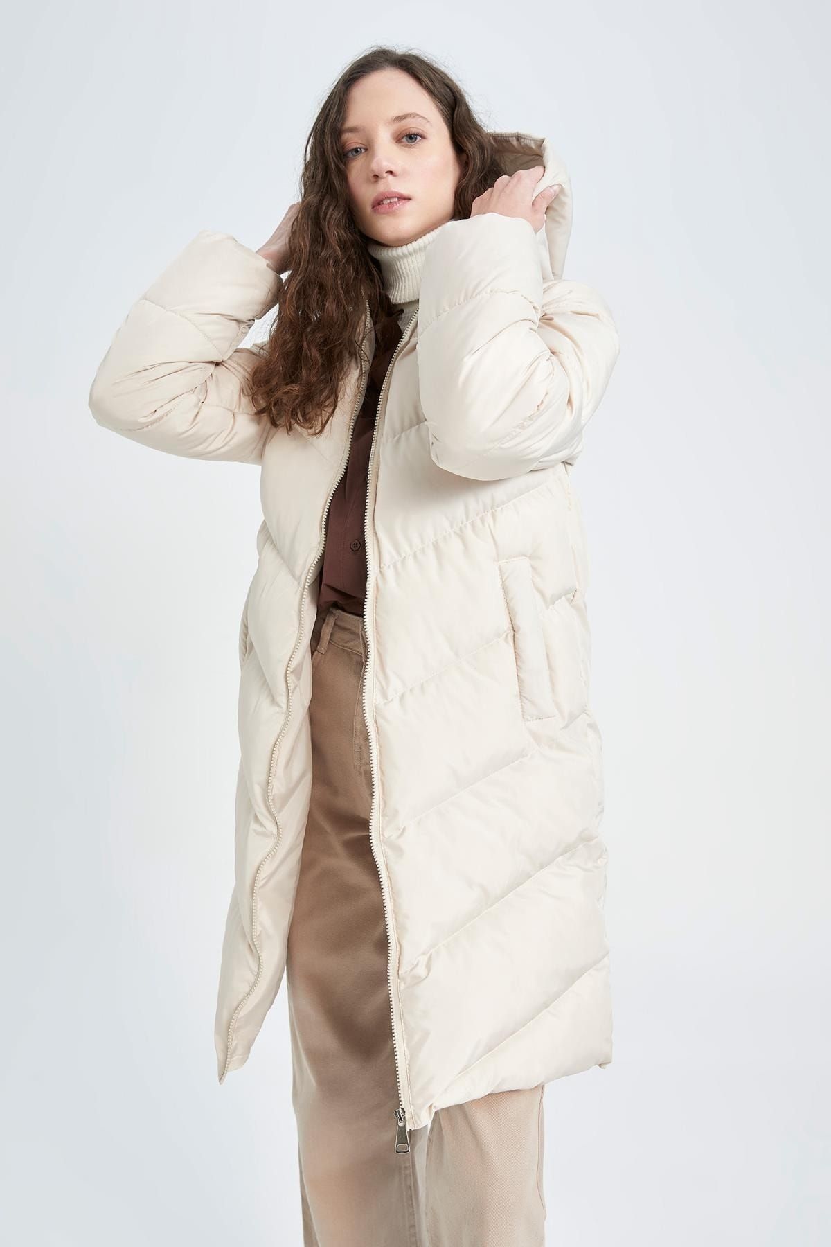 Defacto Thermal Insulated Waterproof Standard Fit Hooded Thick