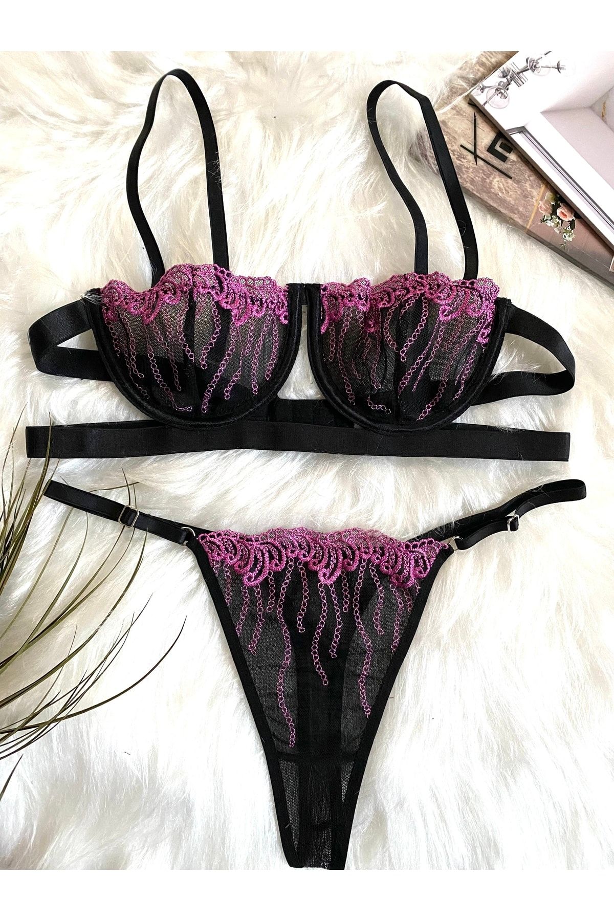 Tül Detaylı Victoria Bra Set