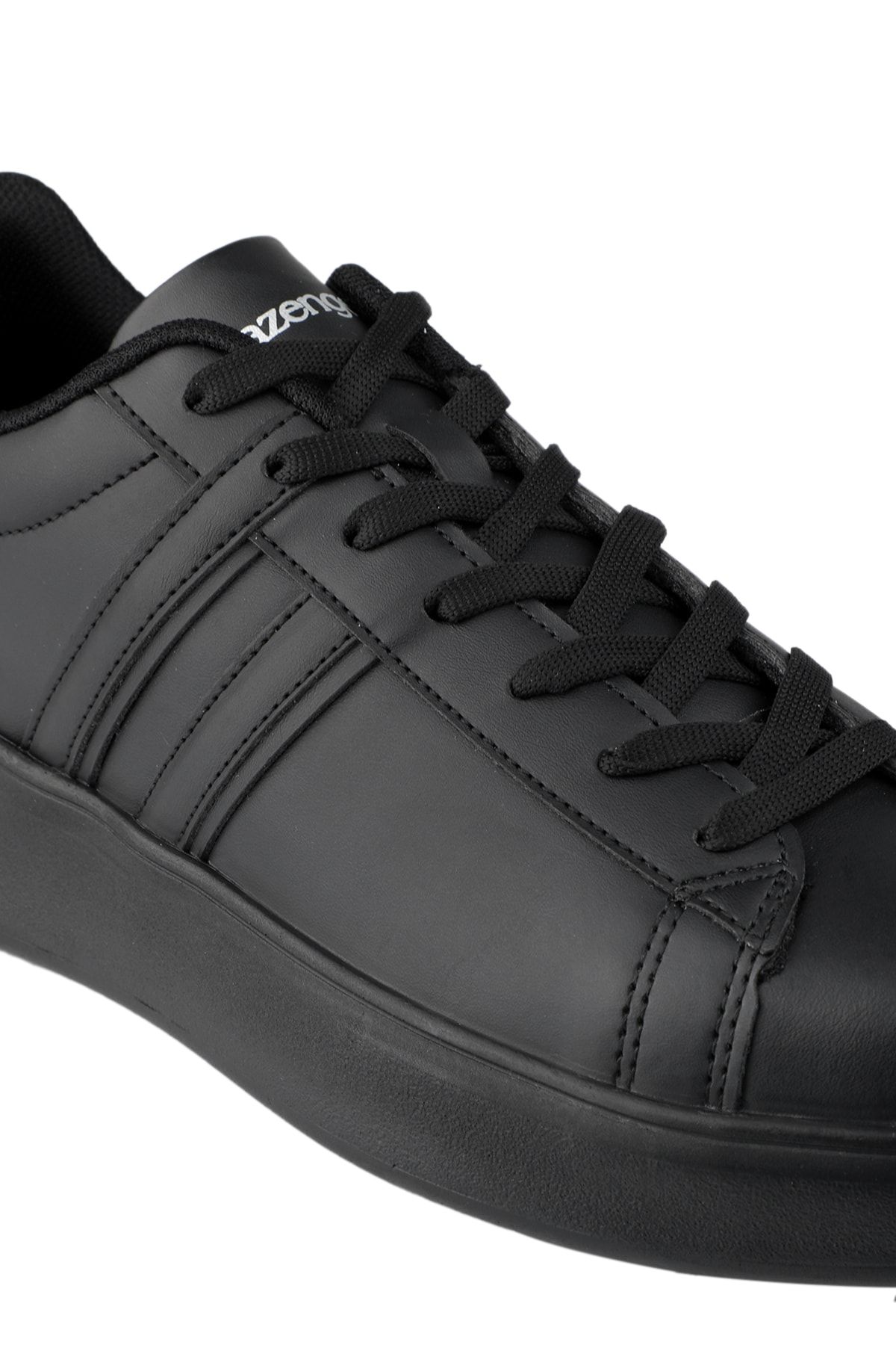 Slazenger Sneaker Schwarz Flacher Absatz AR7114
