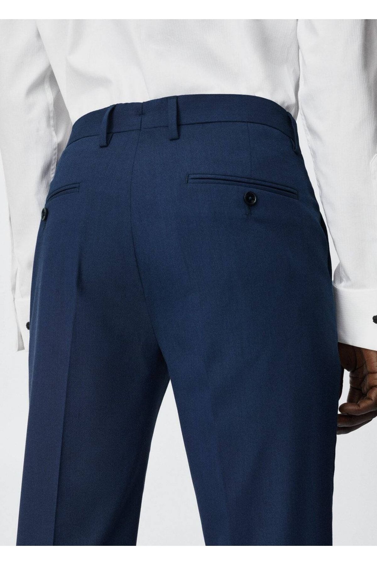 MANGO Man-Slim Fit mikrotvarované kalhoty 6