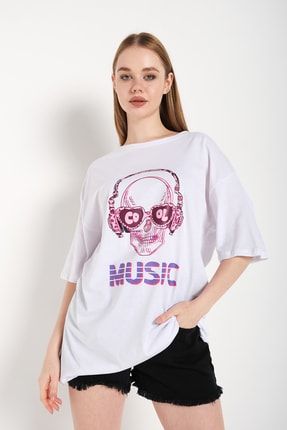 Kadın Beyaz Oversize T-shirt Music Ön Baskılı Tişört TS-MSCTSRT