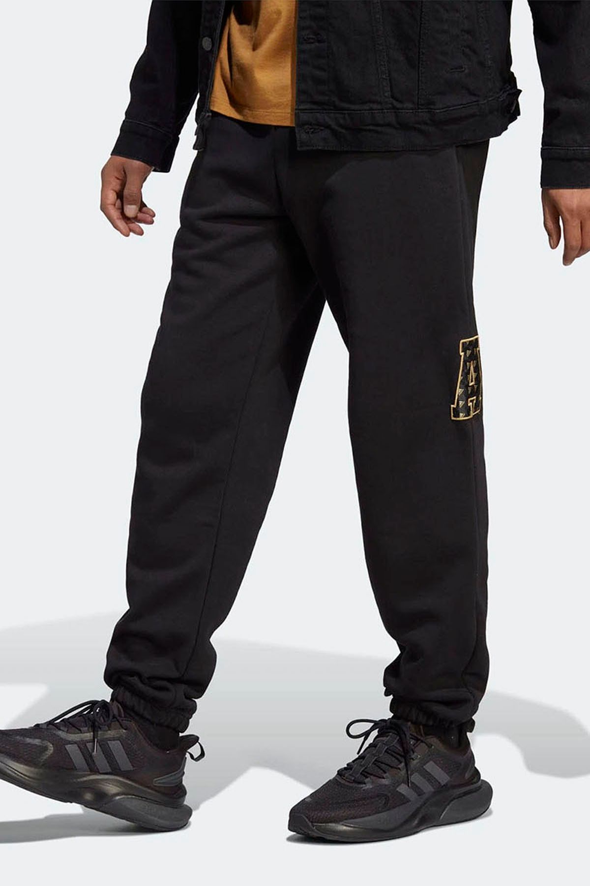 Yeezy calabasas hotsell sweatpants black