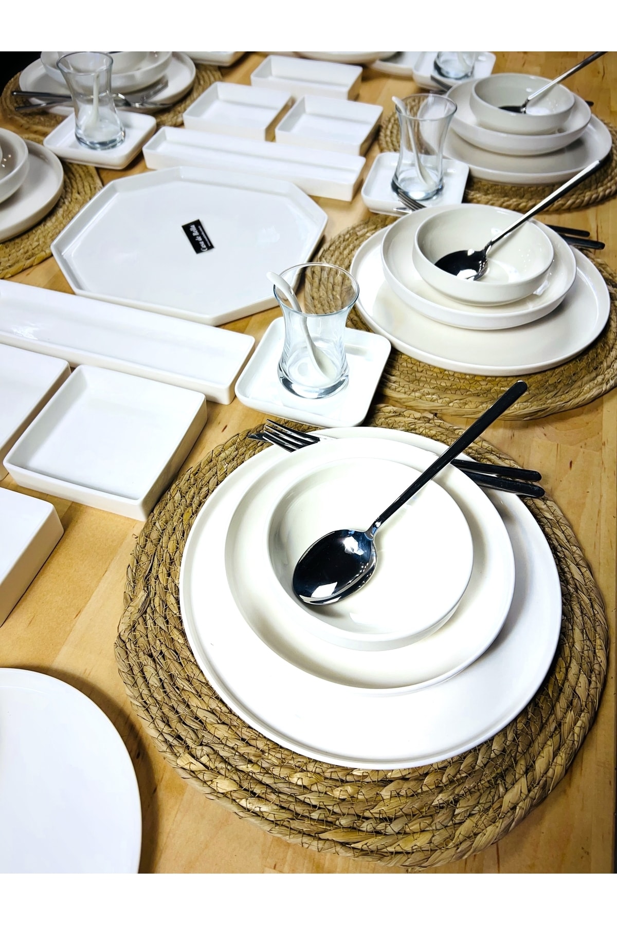 CASA DE BELLA Beyaz Porselen 75 Parça 12 Kişilik Yemek Takımı Ve Kahvaltı Seti