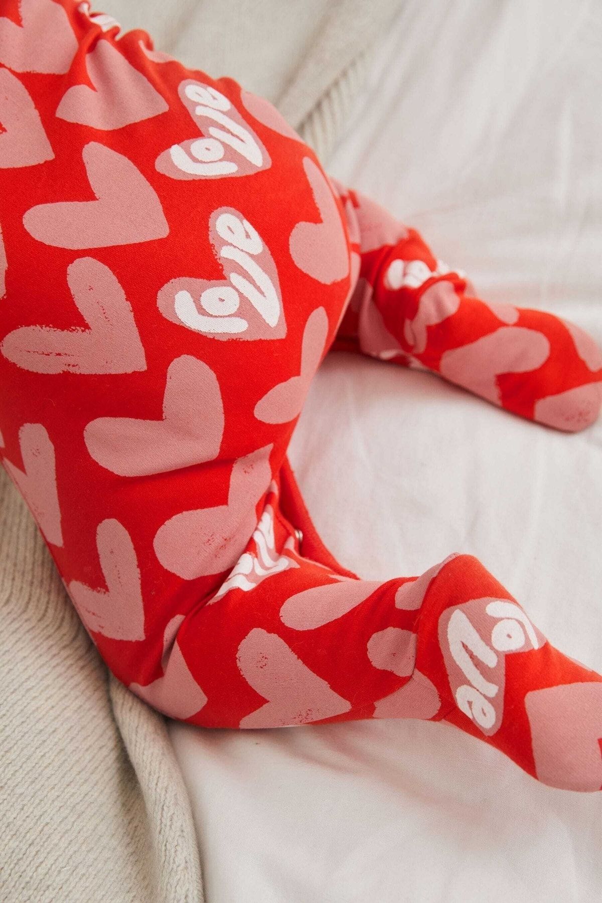 Next Baby کت و شلوار 100٪ پنبه ای ارگانیک قرمز-صورتی قلب