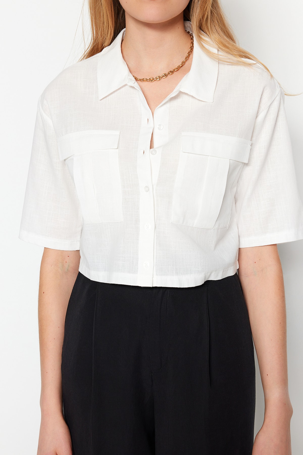 Trendyolmilla  Ekru Utility Cep Detaylı Crop Regular Normal Kalıp Dokuma Gömlek TWOSS23GO00026 - Görsel 5