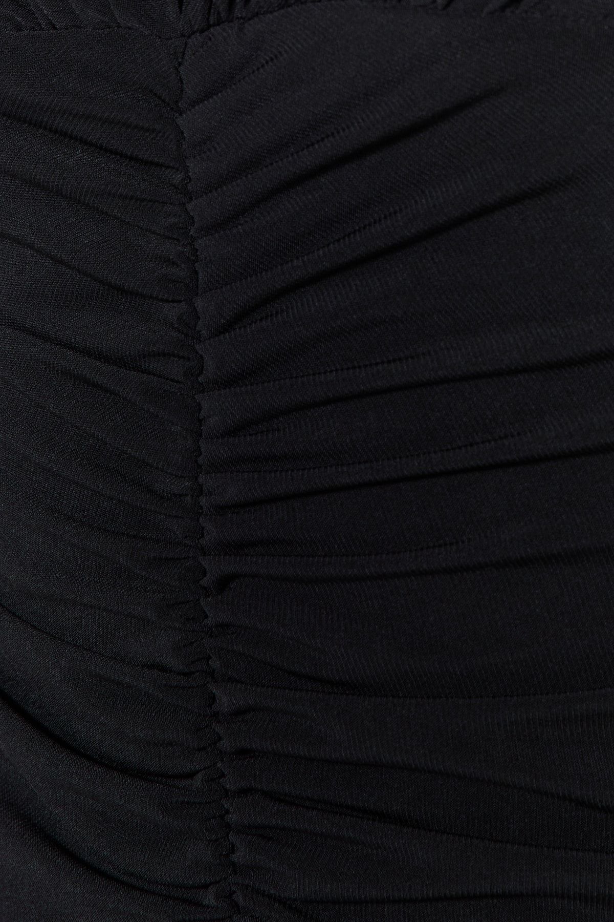 Siyah Fitted/Vücuda Oturan Büzgü Detaylı Midi Esnek Örme Elbise TWOSS23EL00751
