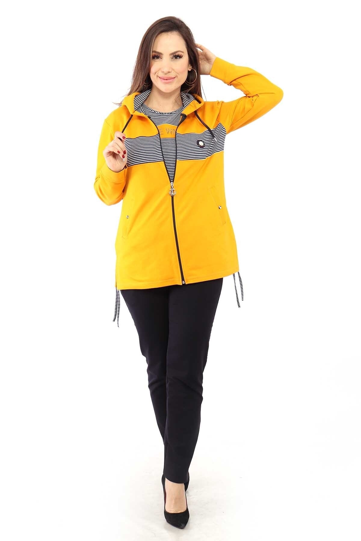 WND SPORT Kapüşonlu Çizgili Yanları Yırtmaçlı Taş Detaylı Wnd Kadın